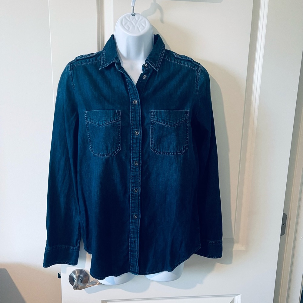 Express button up
